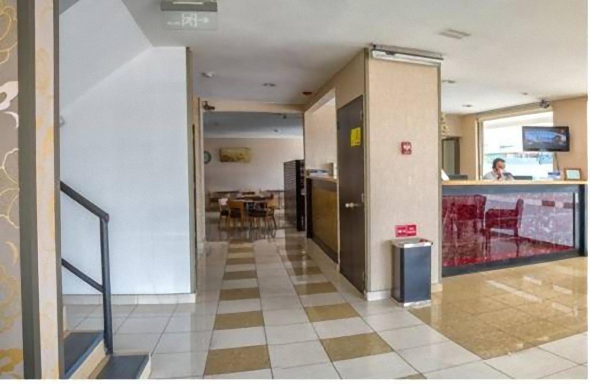 Hotel Gavina Express إكيكي المظهر الخارجي الصورة