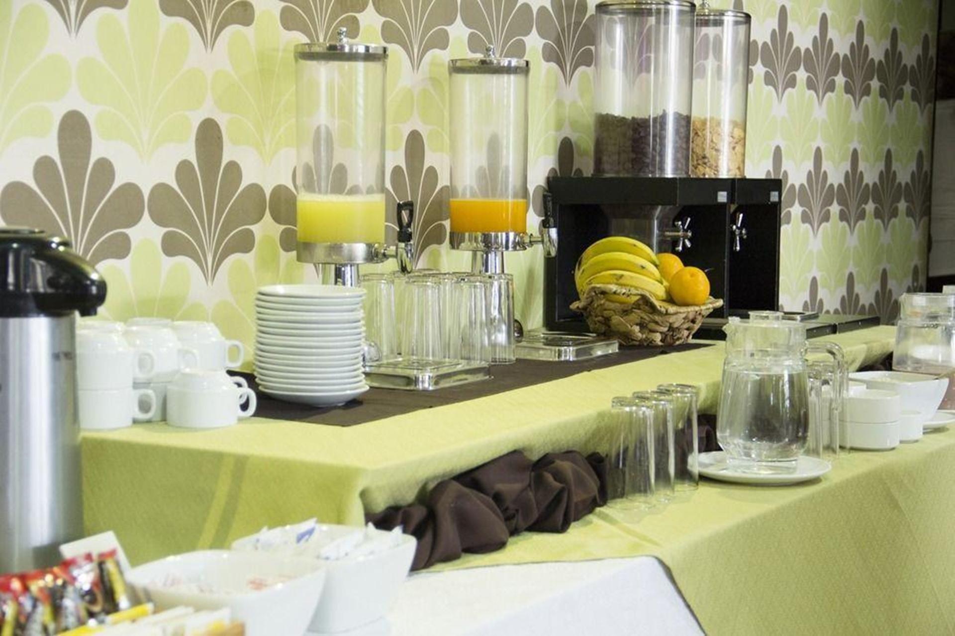 Hotel Gavina Express إكيكي المظهر الخارجي الصورة