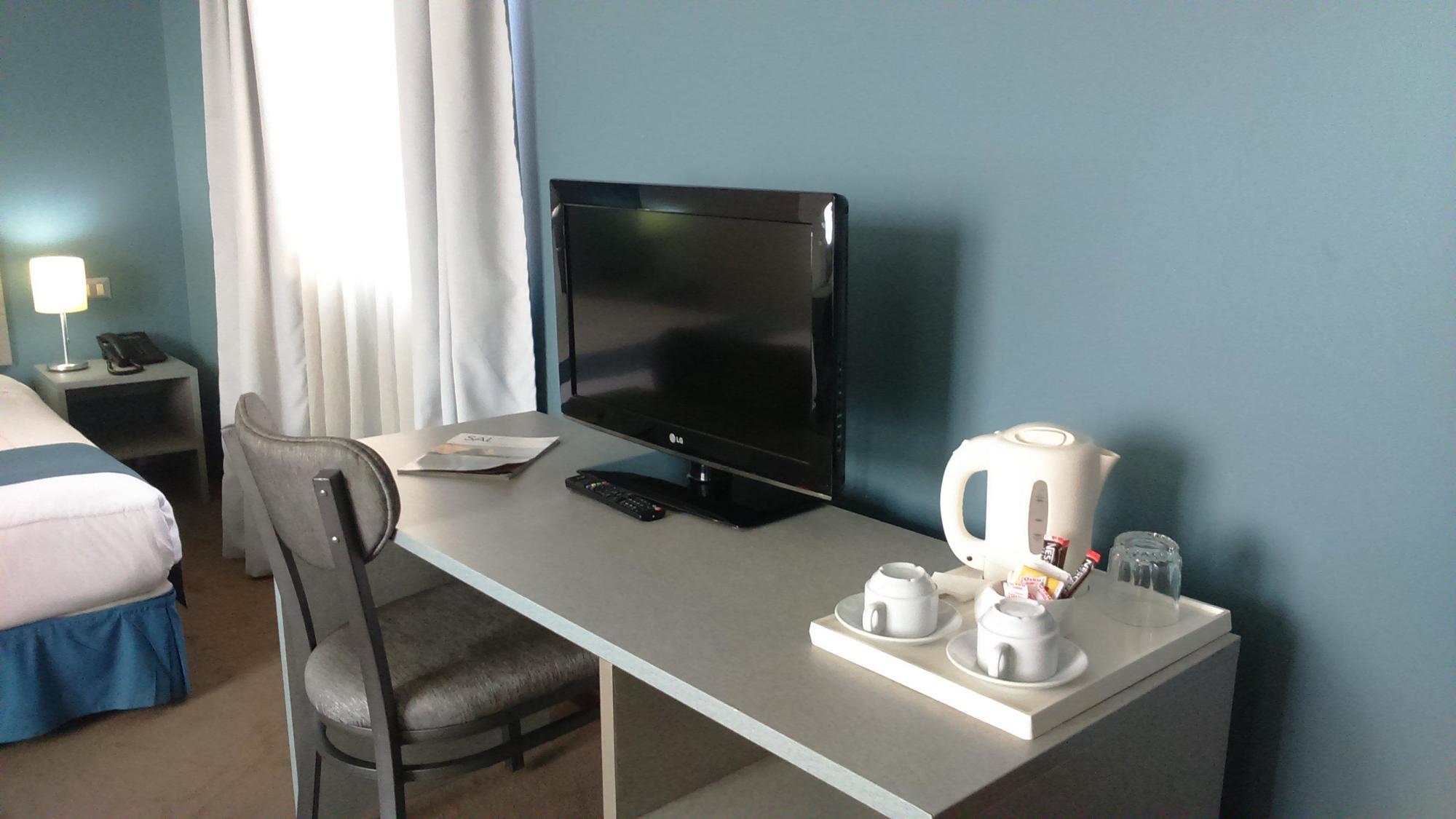 Hotel Gavina Express إكيكي المظهر الخارجي الصورة